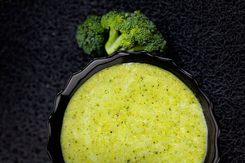 Broccolisoep maken